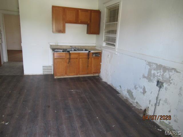 City/Stlouis - Residential Income