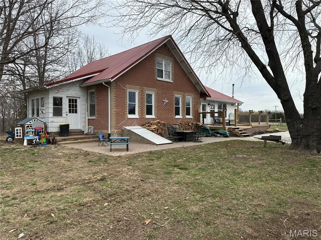 Photo of 3825 Highway Ee, Owensville, MO 65066 (MLS # 26014009)
