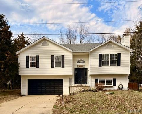 Photo of 2309 W Squire Road, Lake Sherwood, MO 63357 (MLS # 26012601)