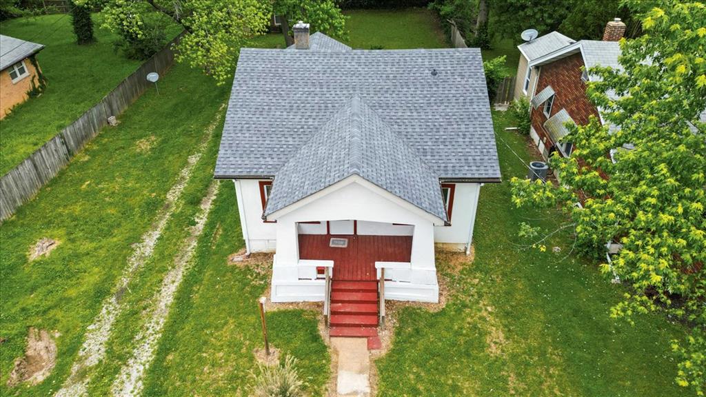 St Louis, Missouri 63121, United States, 3 Bedrooms Bedrooms, ,1 BathroomBathrooms,Residential,Pending,134127