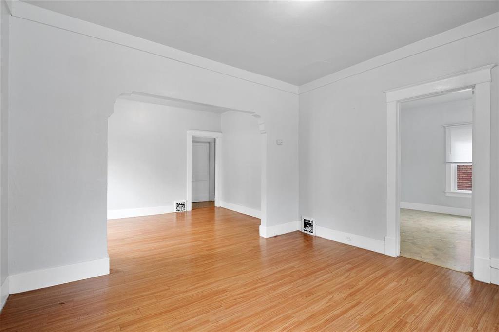 St Louis, Missouri 63121, United States, 3 Bedrooms Bedrooms, ,1 BathroomBathrooms,Residential,Pending,134127