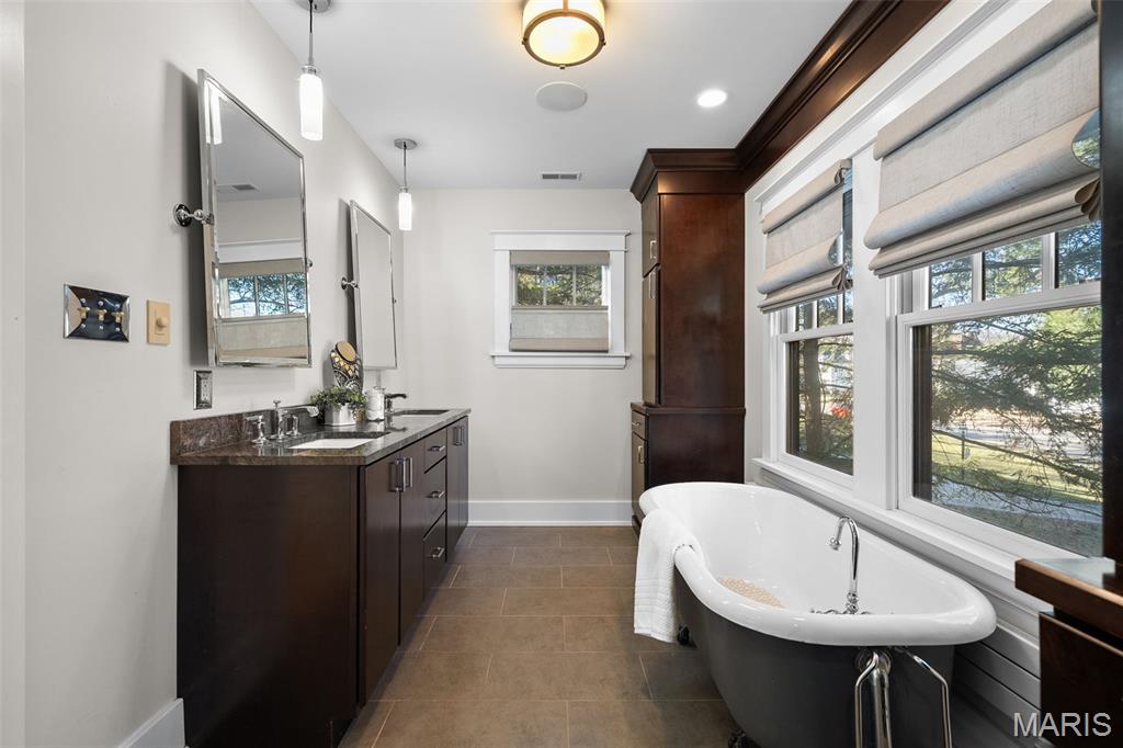 Edward Joy - Residential