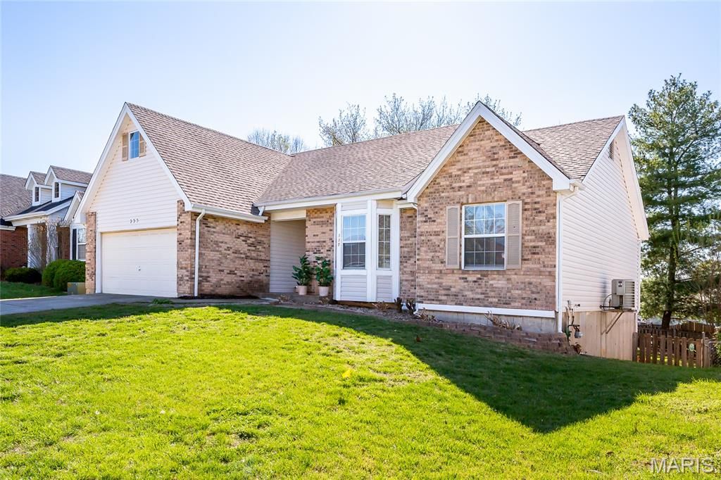 Photo of 337 Misty Valley Drive, St Peters, MO 63376 (MLS # 26020307)