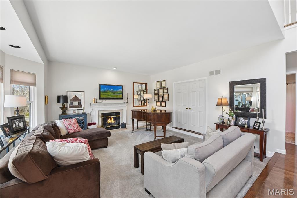 986 Barnard College Lane