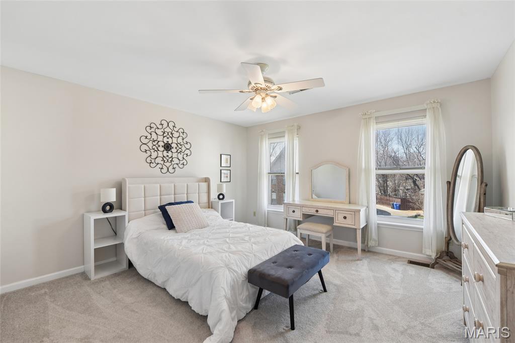 Village Of University Place 3 The - Residential