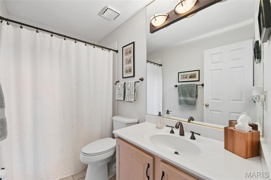 Village Of University Place 3 The - Residential