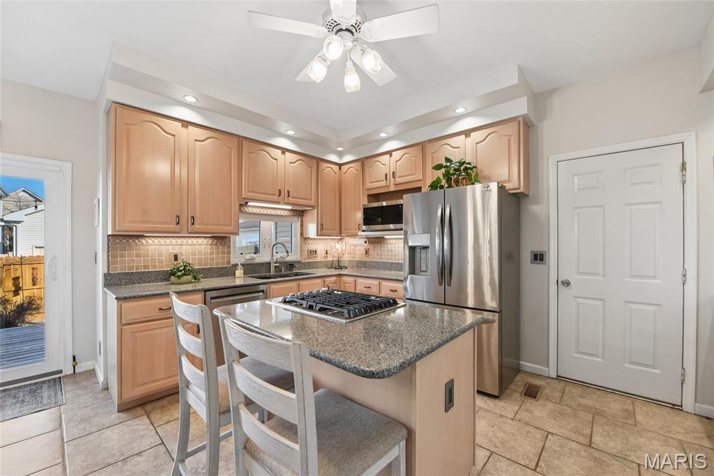 Village Of University Place 3 The - Residential