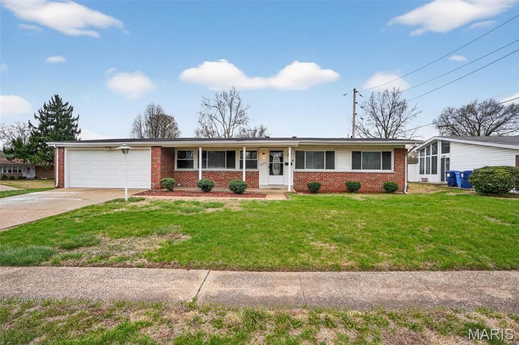 Photo of 2670 Northridge Place, Florissant, MO 63033 (MLS # 26019509)