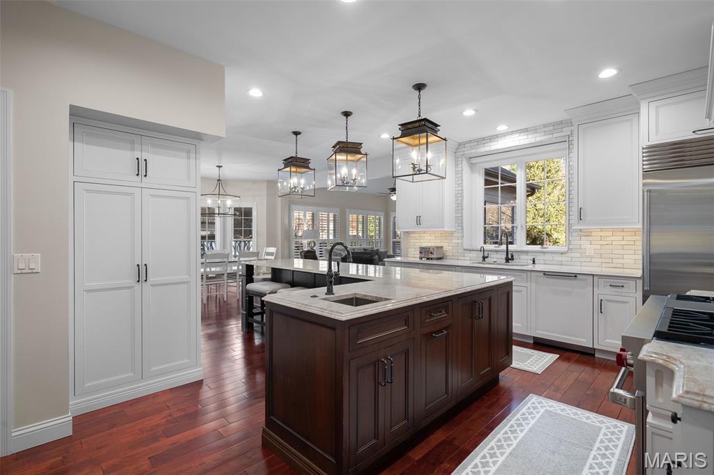 Greystone Four - Residential