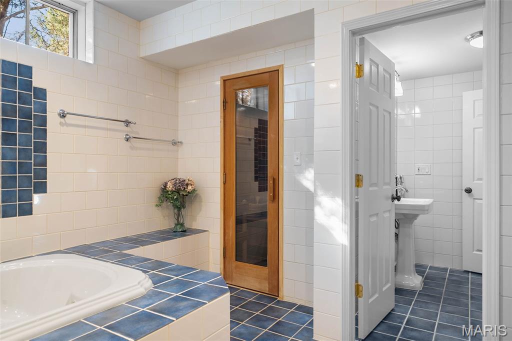 Greystone Four - Residential