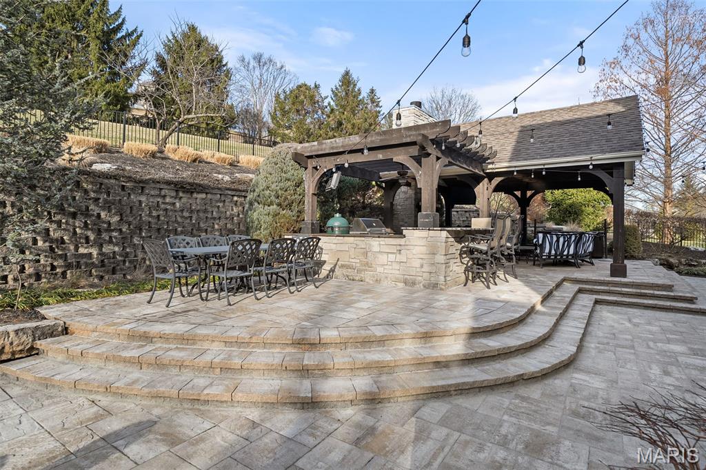 Greystone Four - Residential