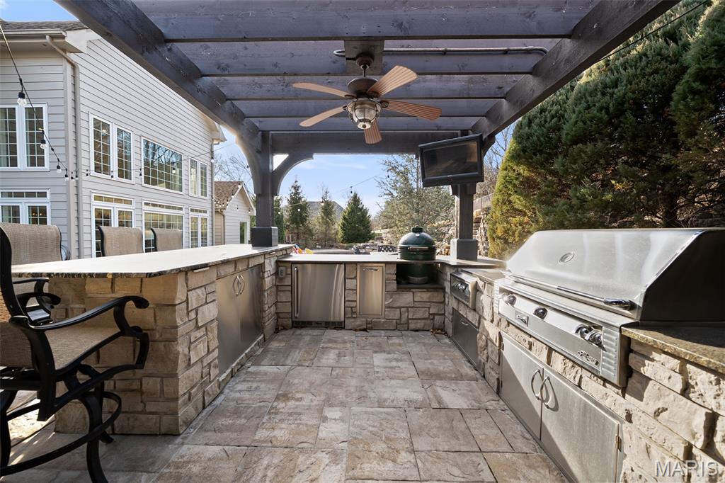 Greystone Four - Residential