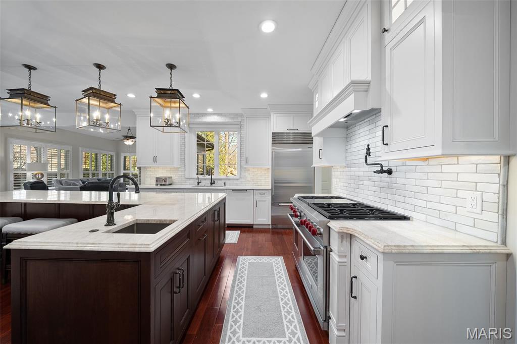 Greystone Four - Residential