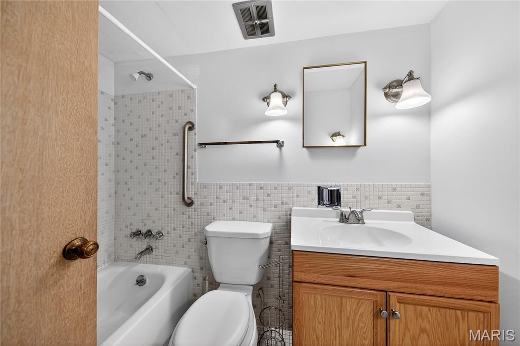 Leisure Village Condo - Residential