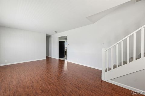 Tiny photo for 207 Scenic Drive, Elsberry, MO 63343 (MLS # 26015317)