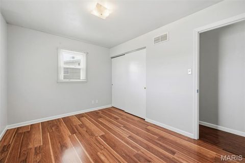Tiny photo for 207 Scenic Drive, Elsberry, MO 63343 (MLS # 26015317)