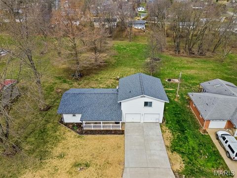Tiny photo for 207 Scenic Drive, Elsberry, MO 63343 (MLS # 26015317)