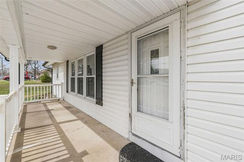 Tiny photo for 207 Scenic Drive, Elsberry, MO 63343 (MLS # 26015317)