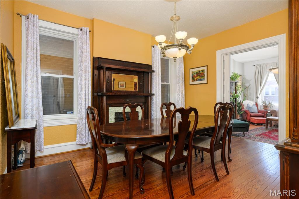 William H Gummersells Bl 1434 - Residential