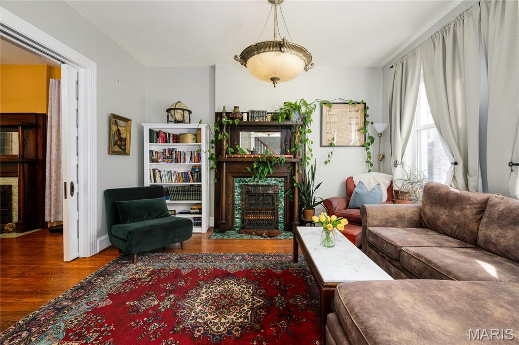 William H Gummersells Bl 1434 - Residential