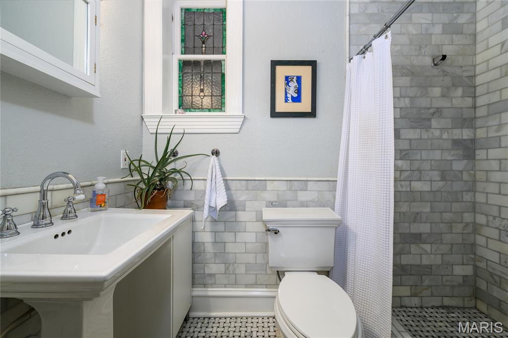 William H Gummersells Bl 1434 - Residential