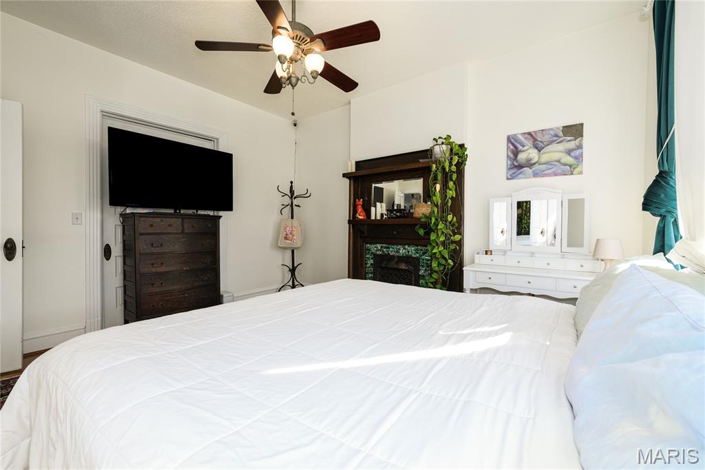 William H Gummersells Bl 1434 - Residential