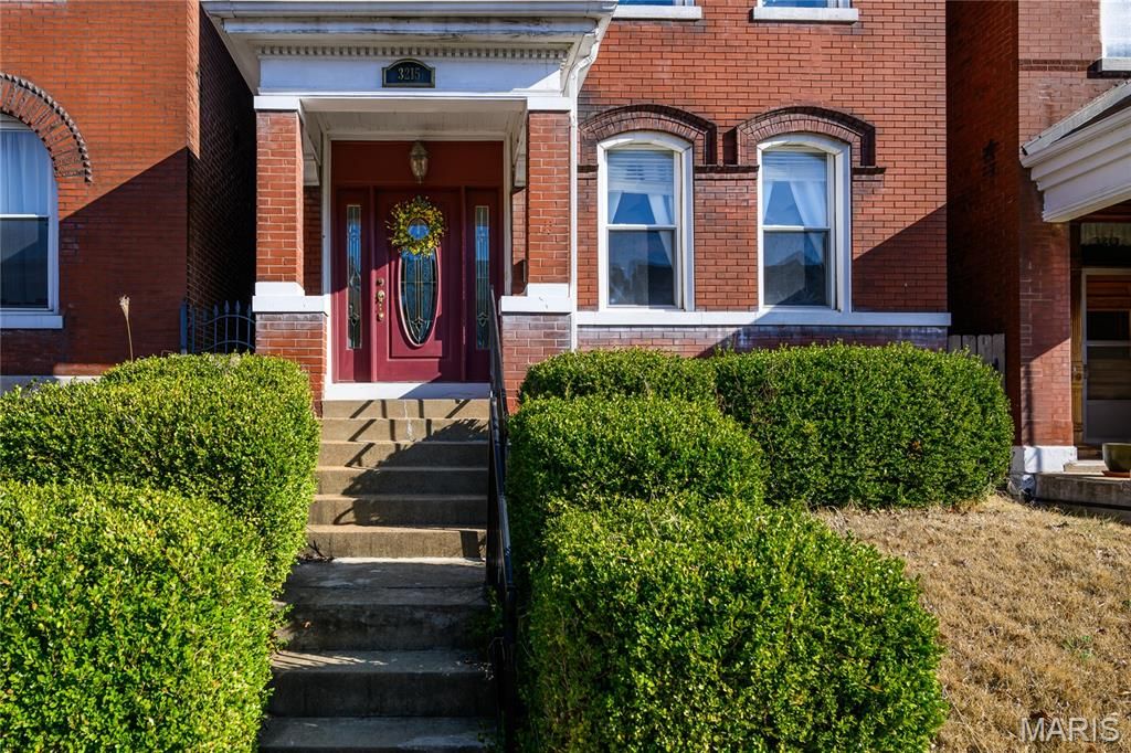 Photo of 3215 Magnolia Avenue, St Louis, MO 63118 (MLS # 26013798)