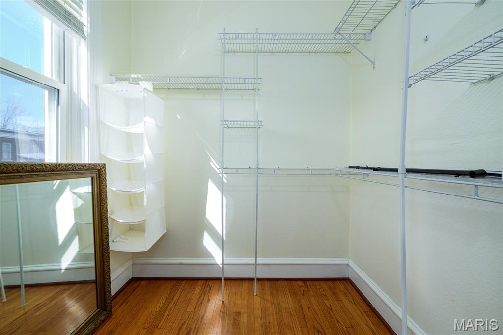 William H Gummersells Bl 1434 - Residential