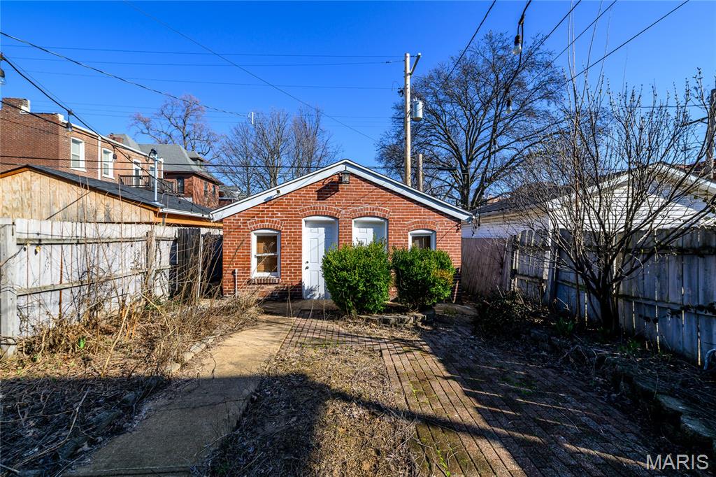 William H Gummersells Bl 1434 - Residential