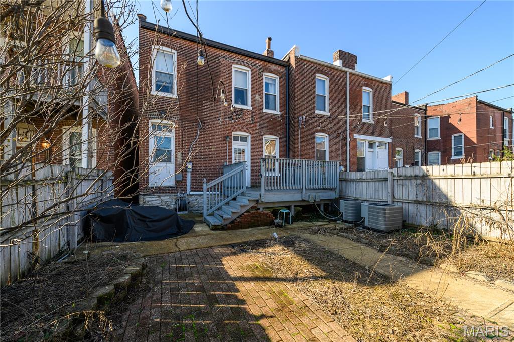 William H Gummersells Bl 1434 - Residential