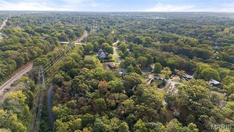 Tiny photo for 1889 N Signal Hills Drive, Kirkwood, MO 63122 (MLS # 25066963)