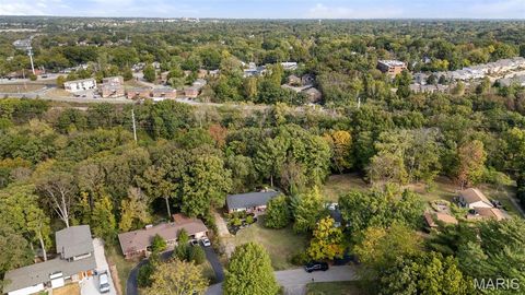 Tiny photo for 1889 N Signal Hills Drive, Kirkwood, MO 63122 (MLS # 25066963)