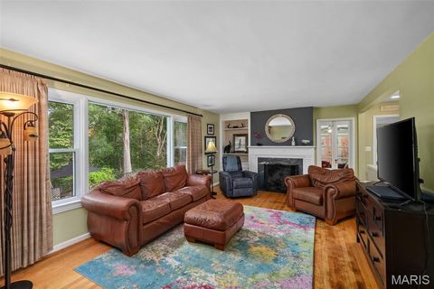 Tiny photo for 1889 N Signal Hills Drive, Kirkwood, MO 63122 (MLS # 25066963)