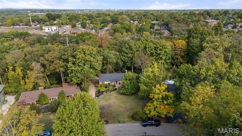 Tiny photo for 1889 N Signal Hills Drive, Kirkwood, MO 63122 (MLS # 25066963)