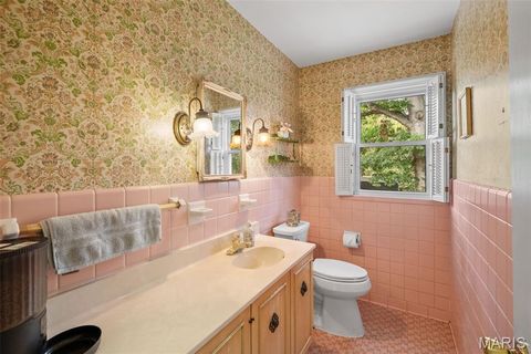 Tiny photo for 1889 N Signal Hills Drive, Kirkwood, MO 63122 (MLS # 25066963)