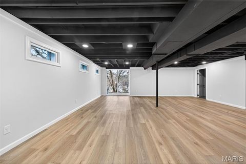 Tiny photo for 370 Marywood Court, Ballwin, MO 63021 (MLS # 26008950)