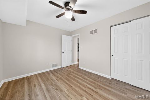 Tiny photo for 370 Marywood Court, Ballwin, MO 63021 (MLS # 26008950)