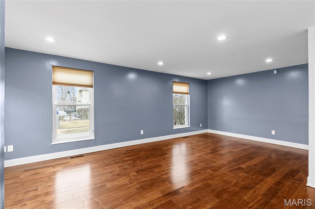 Kingsbury Square - Residential