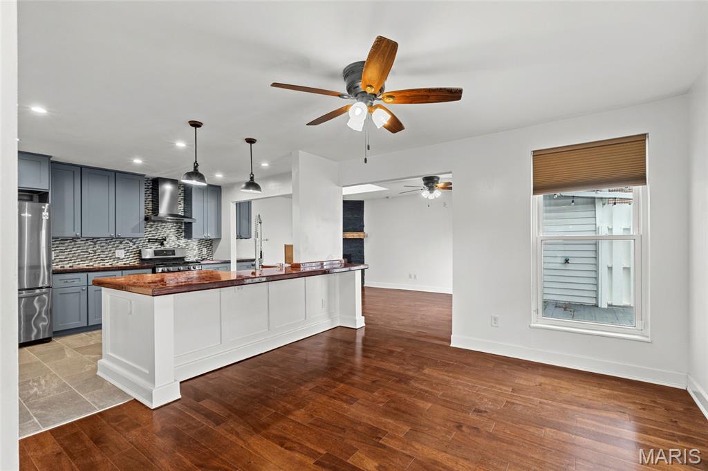 Kingsbury Square - Residential