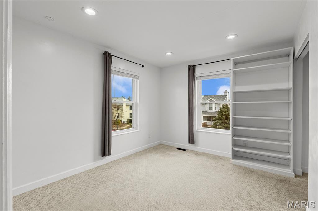 Kingsbury Square - Residential