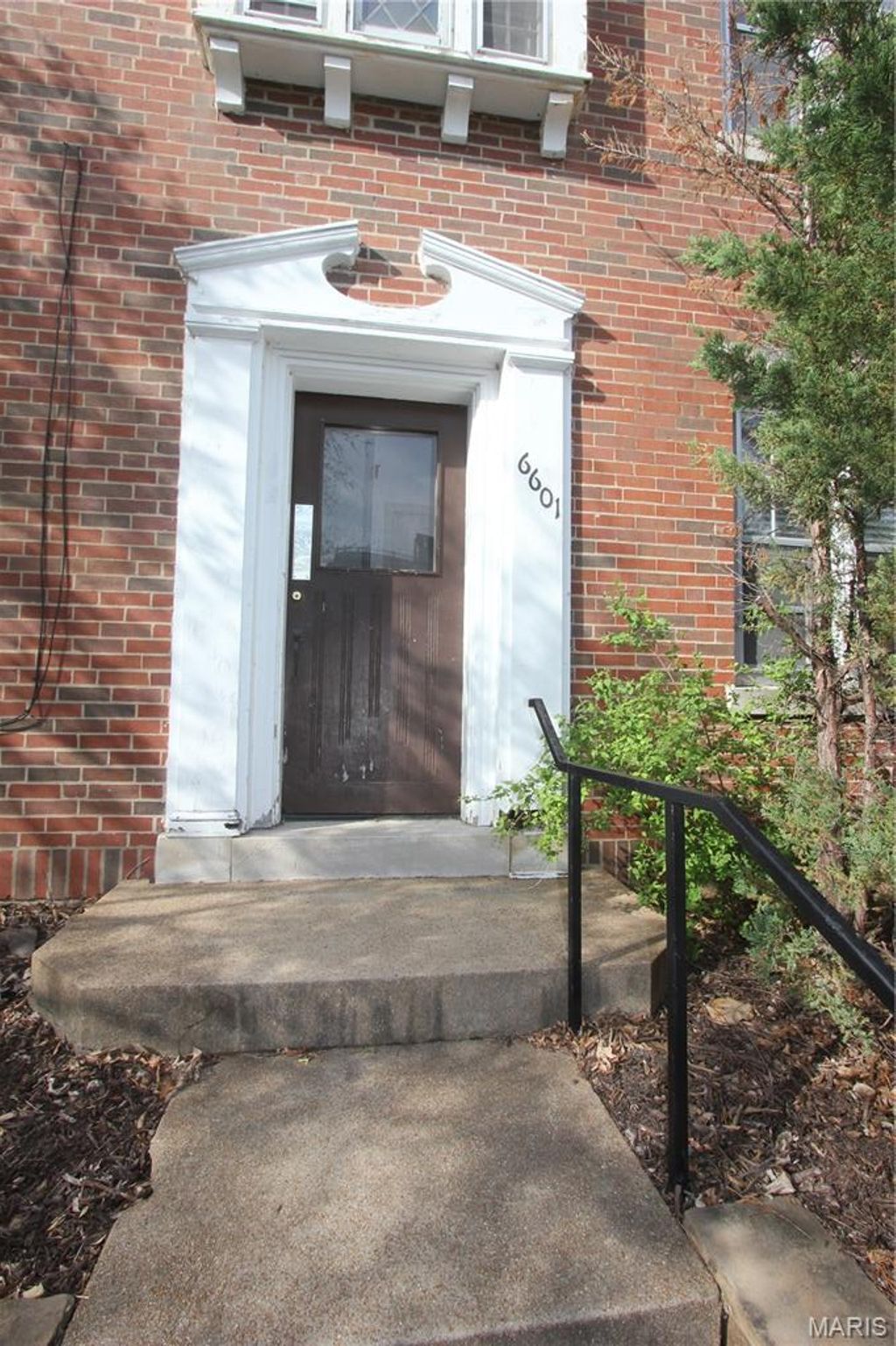 Photo of 6601 Alamo Avenue #1st Floor A, Clayton, MO 63105 (MLS # 26019593)