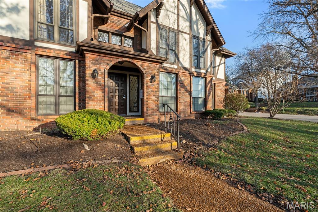 917 Claytonbrook Drive 3