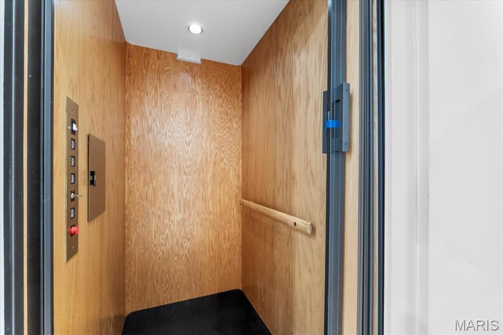 Parkside Twnhs - Residential