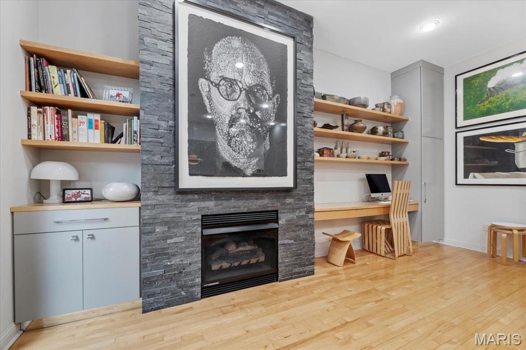 Parkside Twnhs - Residential