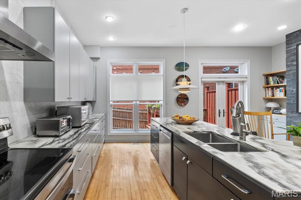 Parkside Twnhs - Residential