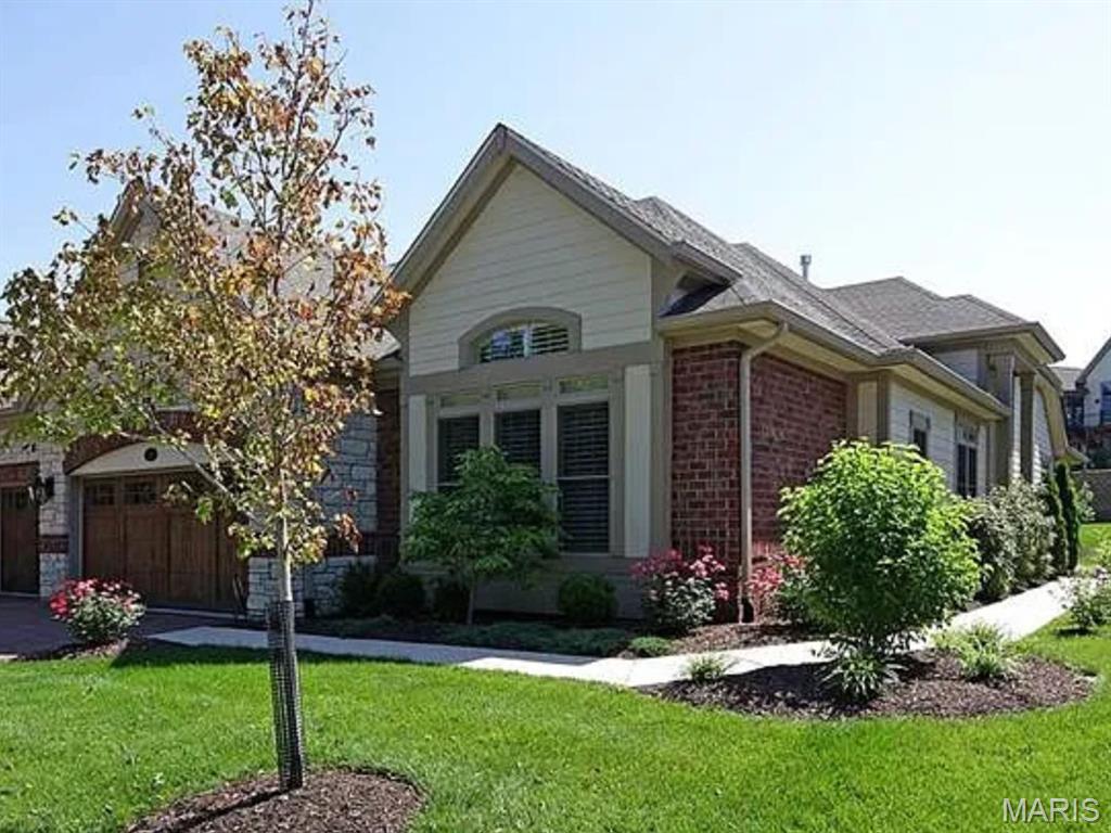 Villas At Meadowbrook The - Residential