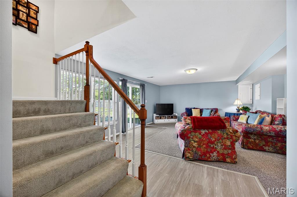 Est of Fairfield Manor - Residential