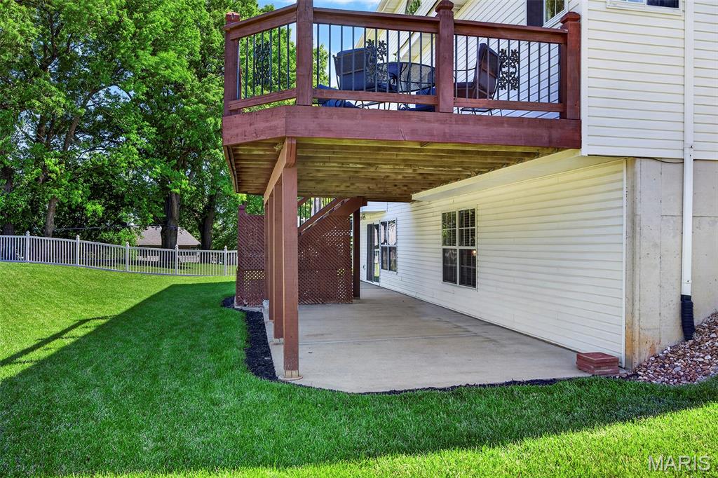 Est of Fairfield Manor - Residential