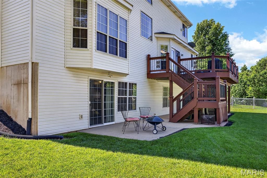Est of Fairfield Manor - Residential