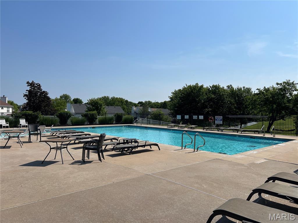 Est of Fairfield Manor - Residential